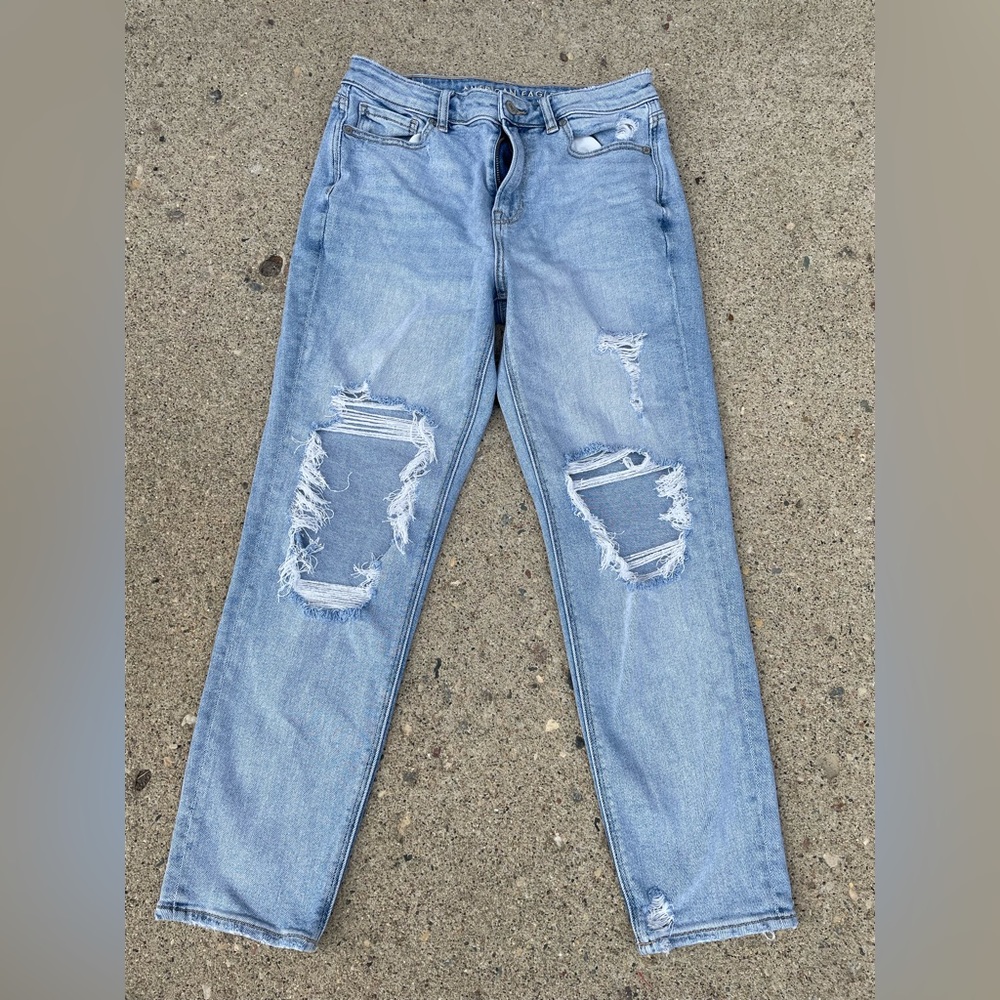American eagle mom jean
